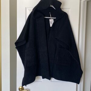 New one size Women's Black hooded cozy poncho